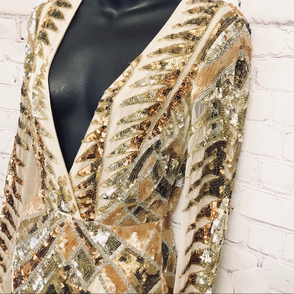 CCO MISSGUIDED EMBELLISHED SEQUIN WRAP MINI DRESS - Picture 2 of 8